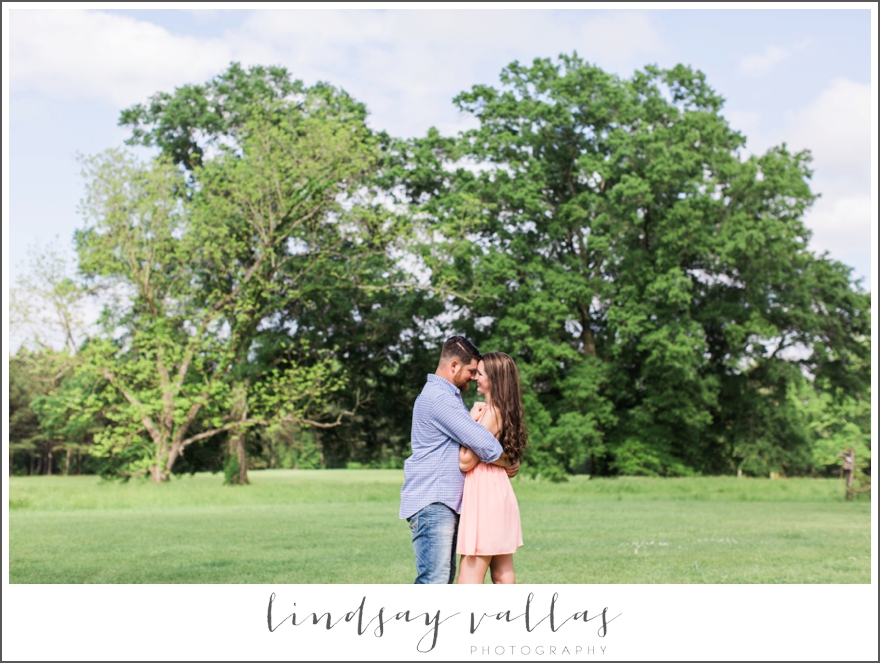 Alyse & Joey Engagements- Mississippi Wedding Photographer Lindsay Vallas Photography_0011