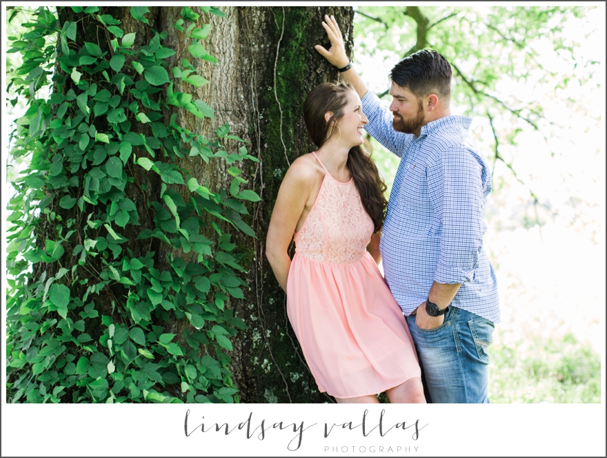 Alyse & Joey Engagements- Mississippi Wedding Photographer Lindsay Vallas Photography_0015
