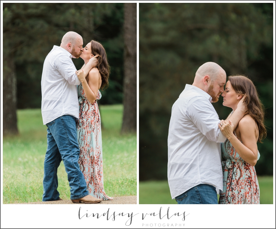 Karyn & Phillip Engagement - Mississippi Wedding Photographer Lindsay Vallas Photography_0008