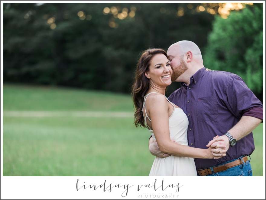 Karyn & Phillip Engagement - Mississippi Wedding Photographer Lindsay Vallas Photography_0024
