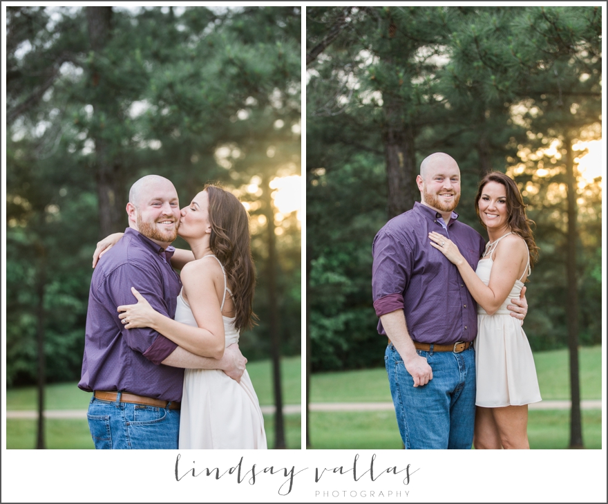 Karyn & Phillip Engagement - Mississippi Wedding Photographer Lindsay Vallas Photography_0027