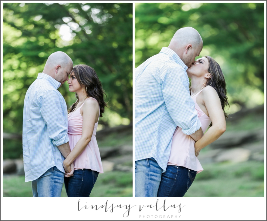 Lindsay & Daniel Engagement- Mississippi Wedding Photographer Lindsay Vallas Photography_0017