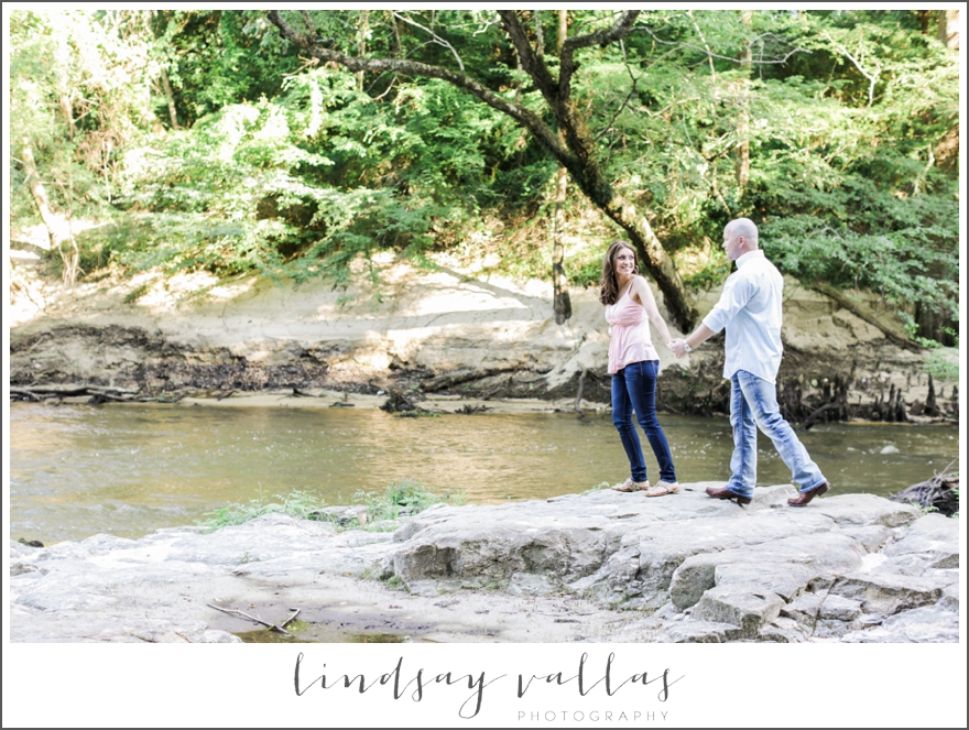 Lindsay & Daniel Engagement- Mississippi Wedding Photographer Lindsay Vallas Photography_0019