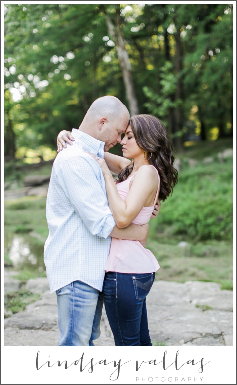 Lindsay & Daniel Engagement- Mississippi Wedding Photographer Lindsay Vallas Photography_0023