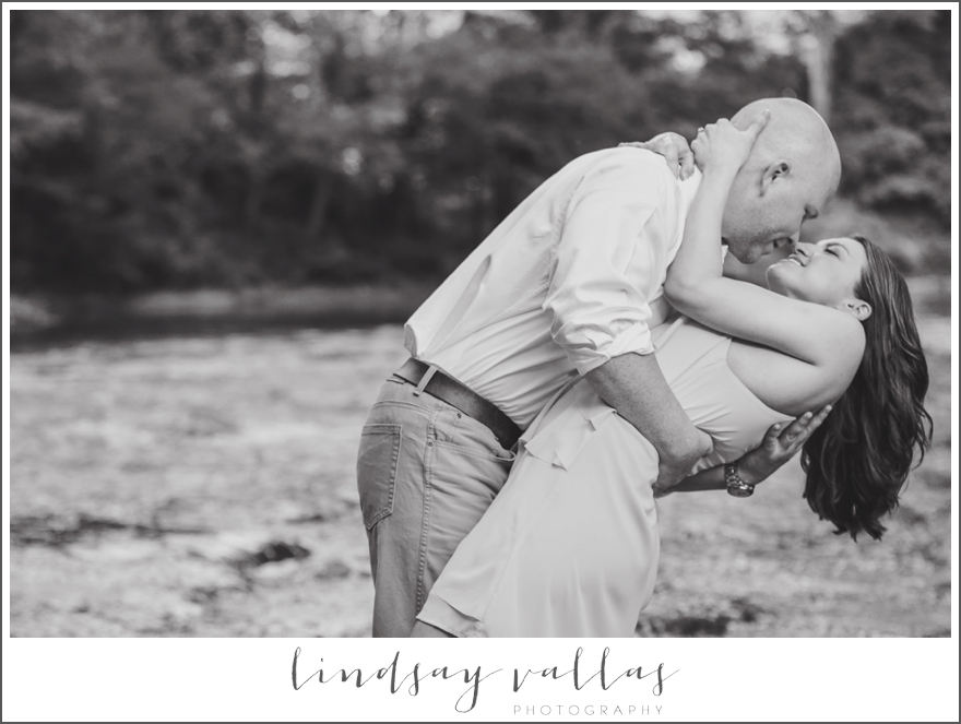 Lindsay & Daniel Engagement- Mississippi Wedding Photographer Lindsay Vallas Photography_0028