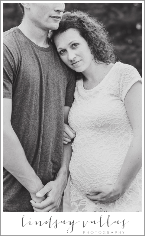 Amanda & Cody Maternity Session - Mississippi Wedding Photographer Lindsay Vallas Photography_0016
