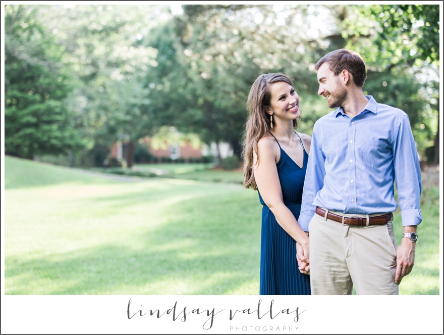Mary Jordan & Thomas Engagement Session - Mississippi Wedding Photographer Lindsay Vallas Photography_0015
