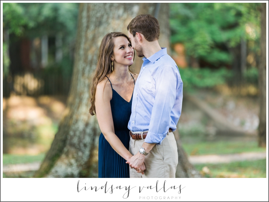 Mary Jordan & Thomas Engagement Session - Mississippi Wedding Photographer Lindsay Vallas Photography_0020