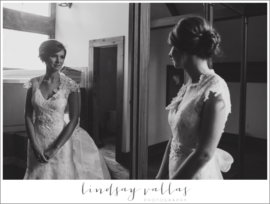Jessica & Josh Wedding - Mississippi Wedding Photographer Lindsay Vallas Photography_0010