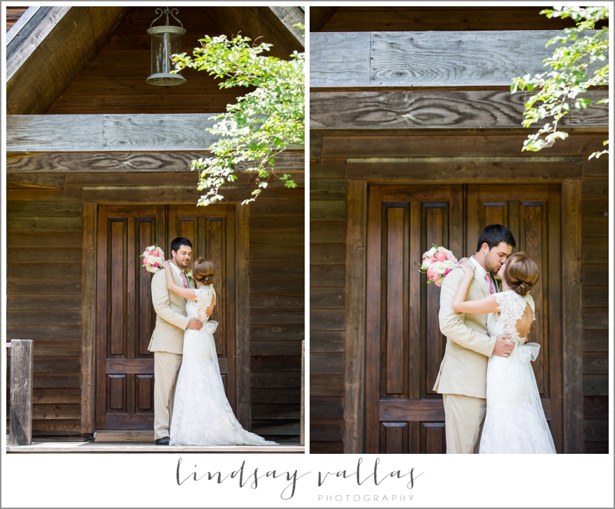 Jessica & Josh Wedding - Mississippi Wedding Photographer Lindsay Vallas Photography_0022