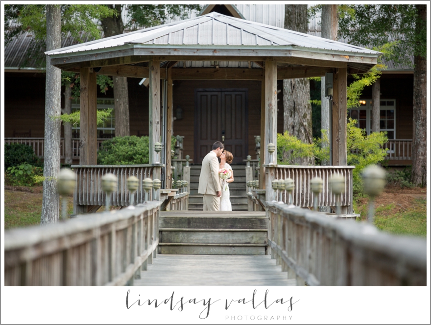 Jessica & Josh Wedding - Mississippi Wedding Photographer Lindsay Vallas Photography_0033