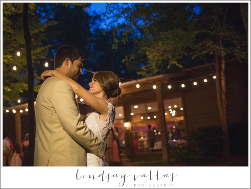 Jessica & Josh Wedding - Mississippi Wedding Photographer Lindsay Vallas Photography_0056
