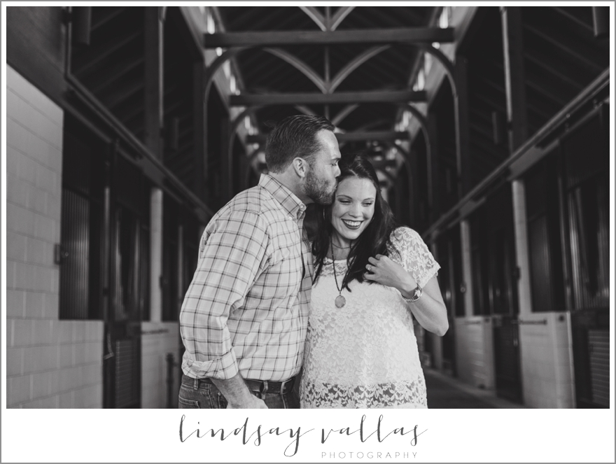 Sarah & Andrew Engagements - Mississippi Wedding Photographer Lindsay Vallas Photography_0002