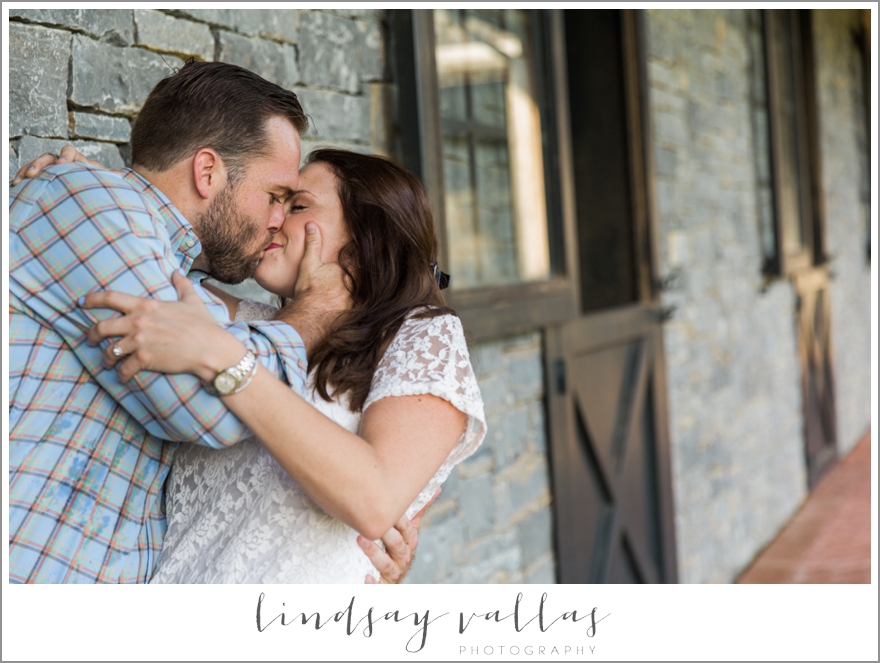 Sarah & Andrew Engagements - Mississippi Wedding Photographer Lindsay Vallas Photography_0006