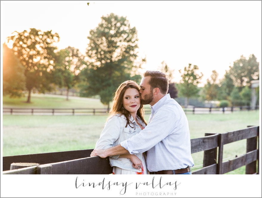 Sarah & Andrew Engagements - Mississippi Wedding Photographer Lindsay Vallas Photography_0019
