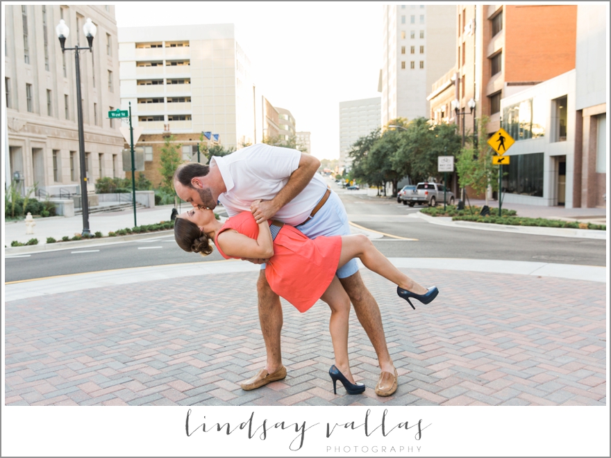 Amanda & Brad Engagements- Mississippi Wedding Photographer Lindsay Vallas Photography_0020