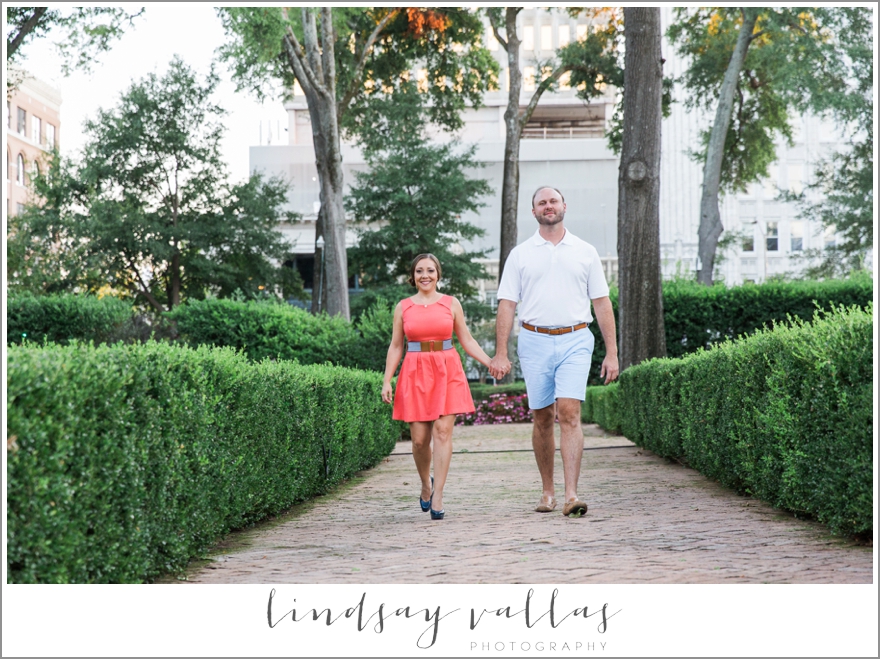 Amanda & Brad Engagements- Mississippi Wedding Photographer Lindsay Vallas Photography_0026