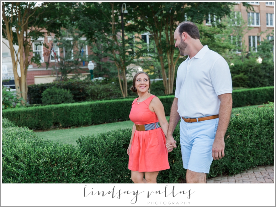 Amanda & Brad Engagements- Mississippi Wedding Photographer Lindsay Vallas Photography_0027