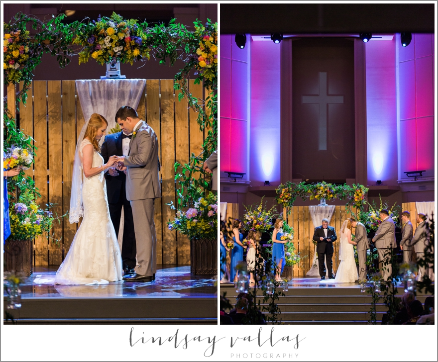 Elizabeth & Bo Wedding - Mississippi Wedding Photographer Lindsay Vallas Photography_0014