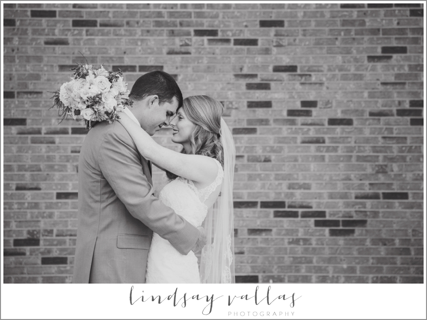 Elizabeth & Bo Wedding - Mississippi Wedding Photographer Lindsay Vallas Photography_0020