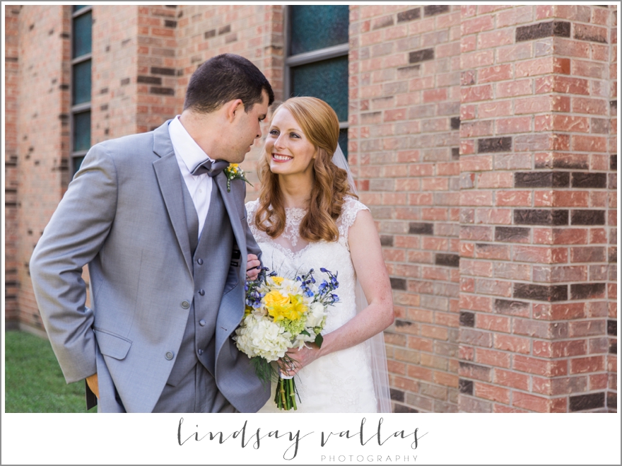 Elizabeth & Bo Wedding - Mississippi Wedding Photographer Lindsay Vallas Photography_0022