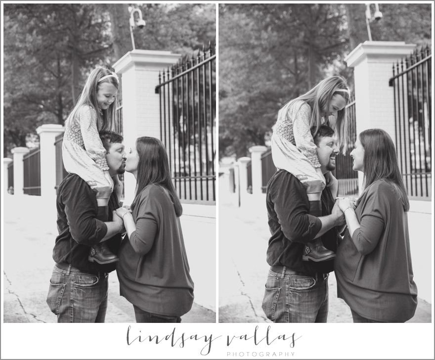 Family Maternity Session- Mississippi Wedding Photographer Lindsay Vallas Photography_0003
