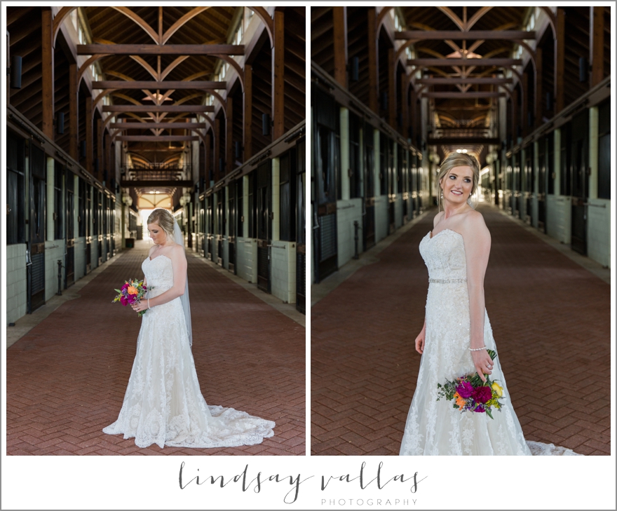 Amanda Strong Bridals - Mississippi Wedding Photographer Lindsay Vallas Photography_0002