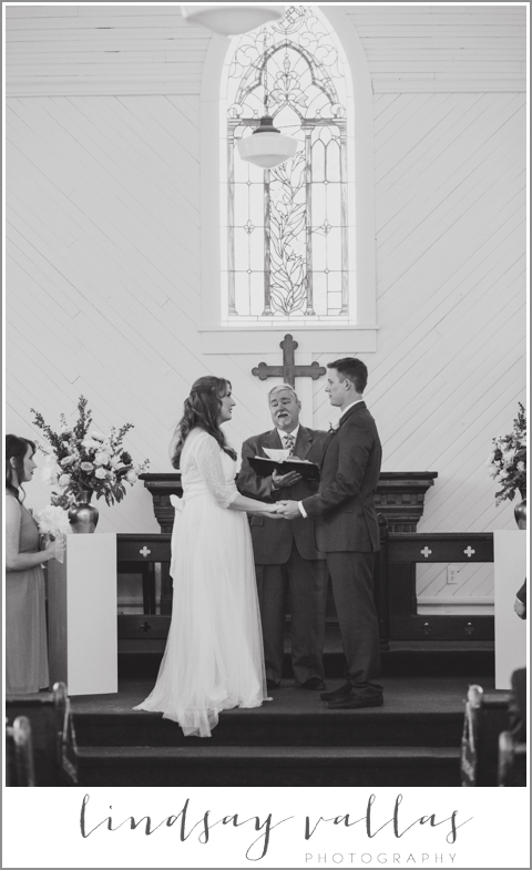 Katie & Christopher Wedding - Mississippi Wedding Photographer Lindsay Vallas Photography_0031