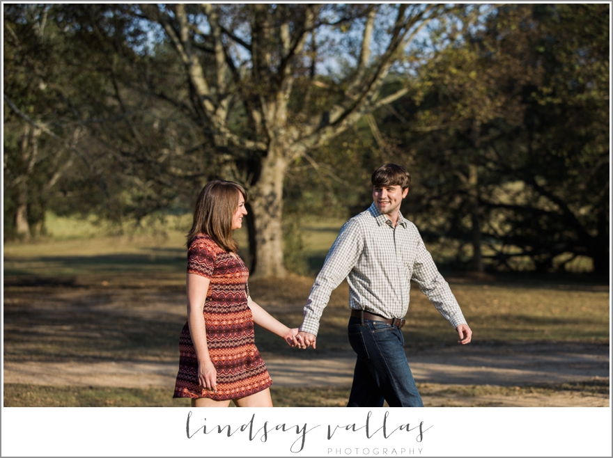 Adrienne & Joel Engagement- Mississippi Wedding Photographer Lindsay Vallas Photography_0006