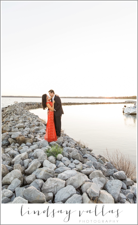 Jennifer & John Roberts Engagements- Mississippi Wedding Photographer - Lindsay Vallas Photography_0043