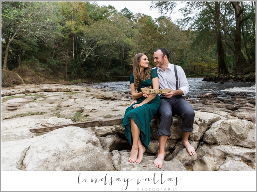 Sara & Corey Engagements- Mississippi Wedding Photographer - Lindsay Vallas Photography_0029