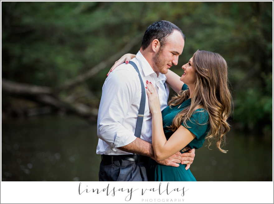 Sara & Corey Engagements- Mississippi Wedding Photographer - Lindsay Vallas Photography_0037