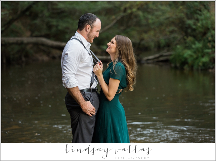 Sara & Corey Engagements- Mississippi Wedding Photographer - Lindsay Vallas Photography_0040