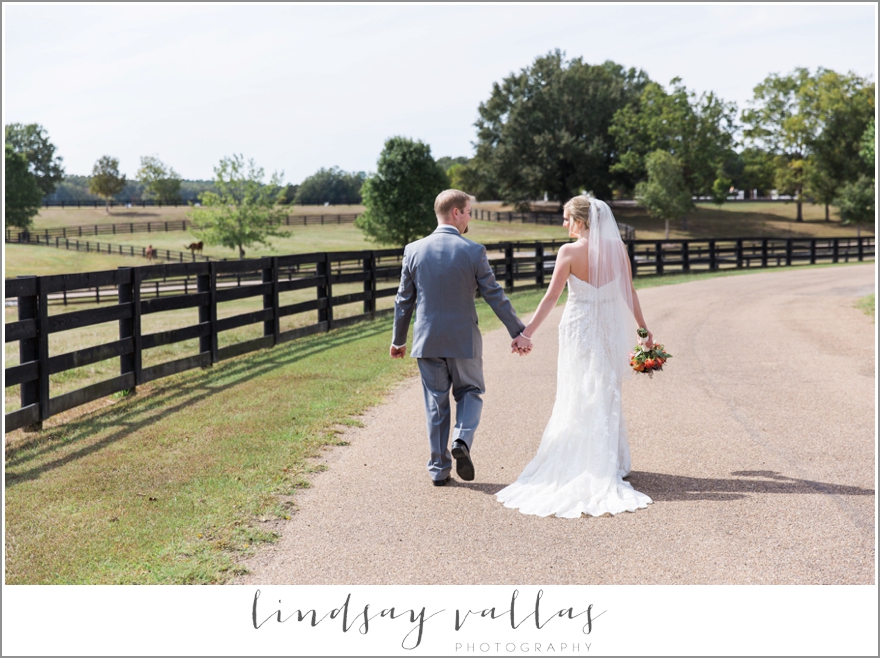 Amanda & Austin Wedding - Mississippi Wedding Photographer - Lindsay Vallas Photography_0035
