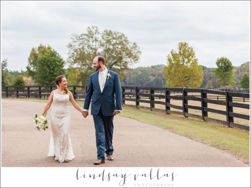 Amanda & Brad Wedding - Mississippi Wedding Photographer - Lindsay Vallas Photography_0031