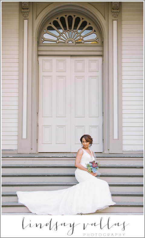 Jessica Lemon Bridal Session - Mississippi Wedding Photographer - Lindsay Vallas Photography_0016