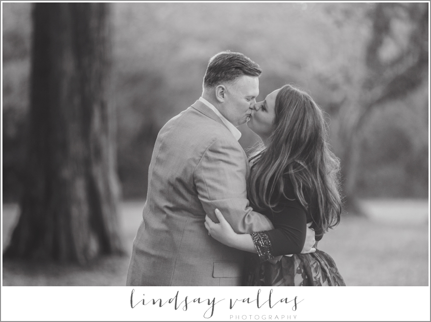 Meredith & Micah Engagements - Mississippi Wedding Photographer - Lindsay Vallas Photography_0039