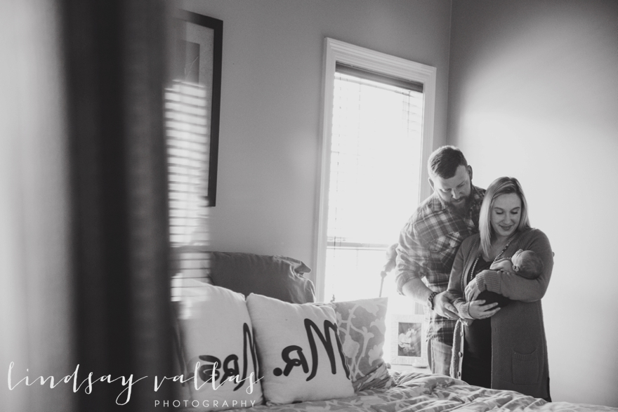 Bither Newborn Session - Mississippi Wedding Photographer - Lindsay Vallas Photography_0012