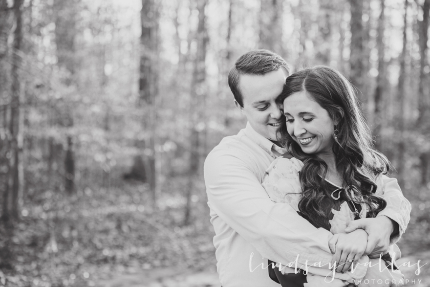 Kelsey & Cameron's Engagement Session - Mississippi Wedding Photographer - Lindsay Vallas Photography_0011
