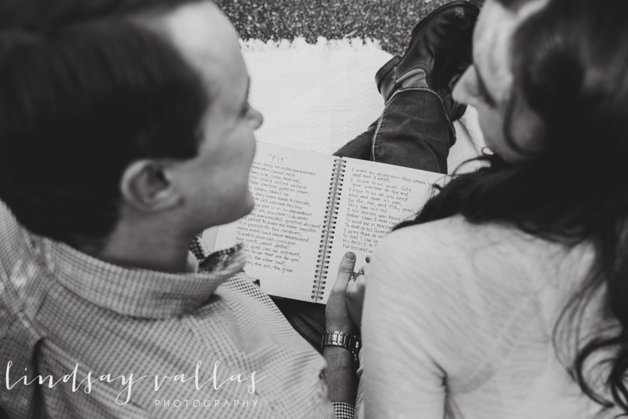 Kelsey & Cameron's Engagement Session - Mississippi Wedding Photographer - Lindsay Vallas Photography_0018