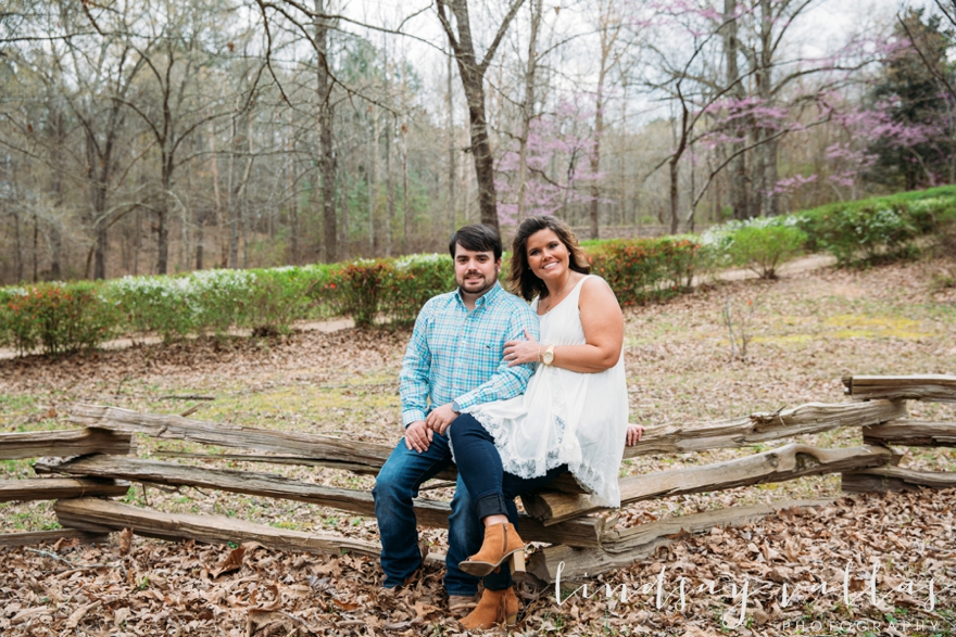 Katy Rose & Jordan Engagement Session - Mississippi Wedding Photographer - Lindsay Vallas Photography_0012