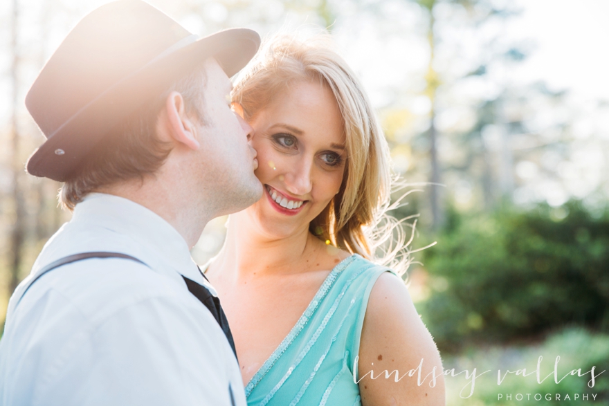 Mandy & Brian Engagement - Mississippi Wedding Photographer - Lindsay Vallas Photography_0003