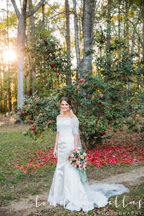 Sara Todd Bridal Session - Mississippi Wedding Photographer - Lindsay Vallas Photography_0021