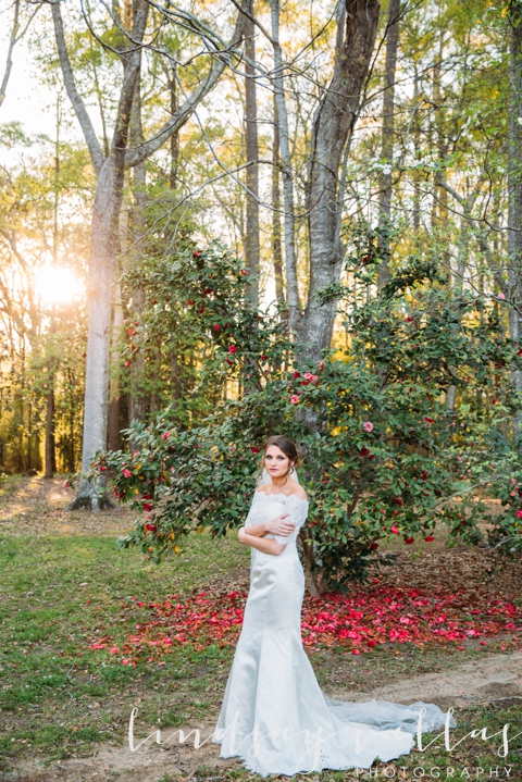 Sara Todd Bridal Session - Mississippi Wedding Photographer - Lindsay Vallas Photography_0025