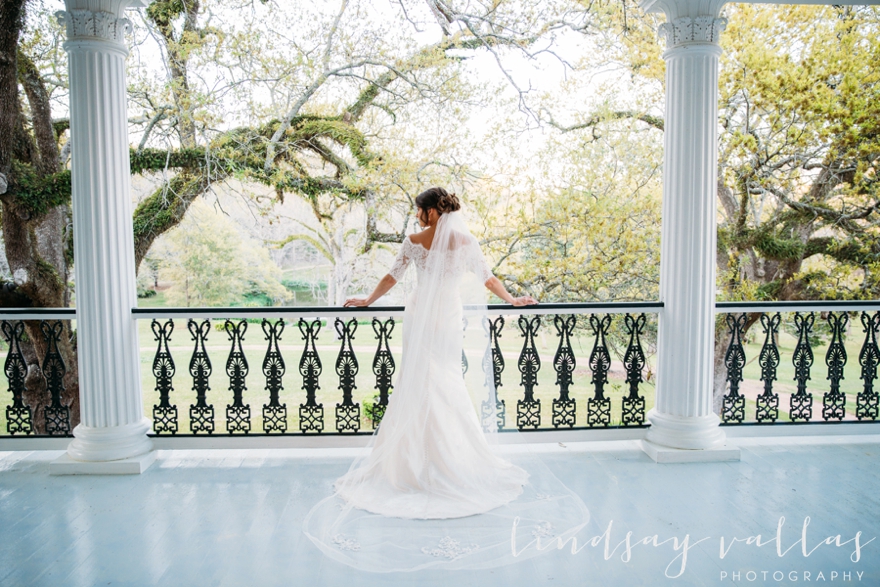 Sara Todd Bridal Session - Mississippi Wedding Photographer - Lindsay Vallas Photography_0032