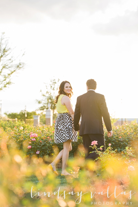 Theo & Kelly Engagement - Mississippi Wedding Photographer - Lindsay Vallas Photography_0024