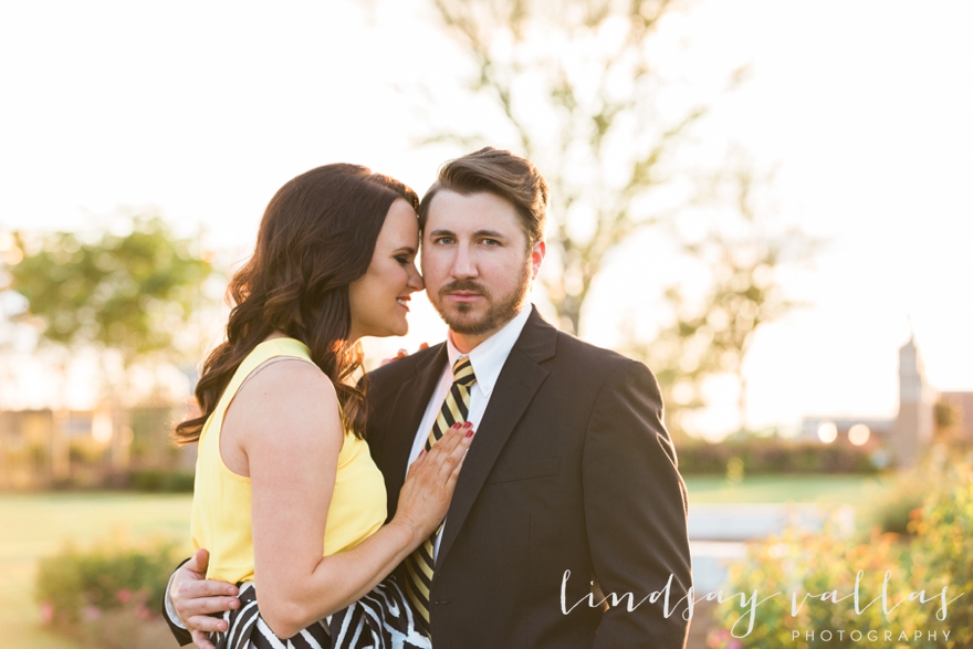Theo & Kelly Engagement - Mississippi Wedding Photographer - Lindsay Vallas Photography_0028