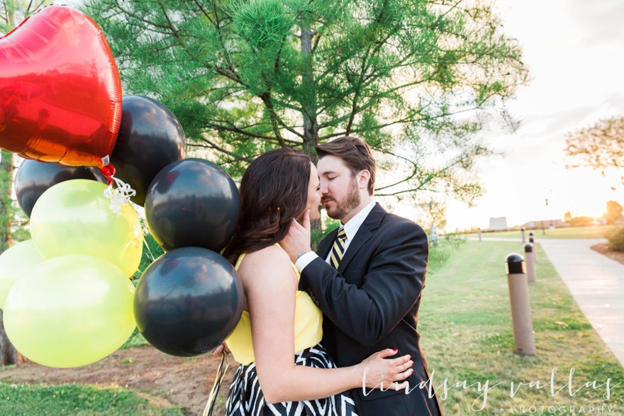 Theo & Kelly Engagement - Mississippi Wedding Photographer - Lindsay Vallas Photography_0030