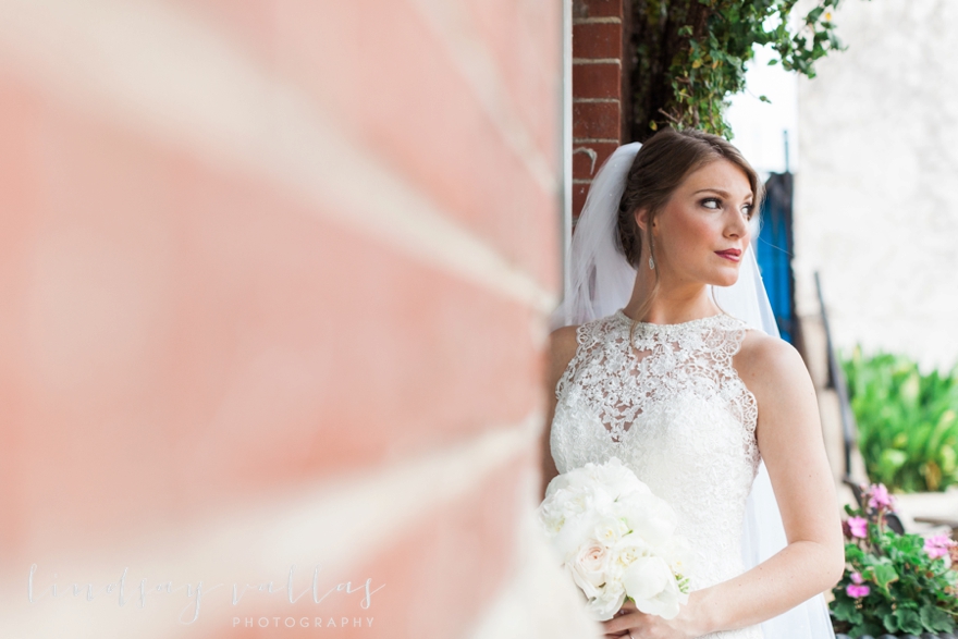 Caroline & Matthew - Mississippi Wedding Photographer - Lindsay Vallas Photography_0033