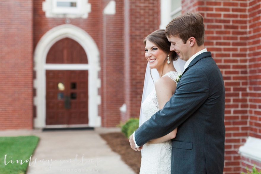 Caroline & Matthew - Mississippi Wedding Photographer - Lindsay Vallas Photography_0075